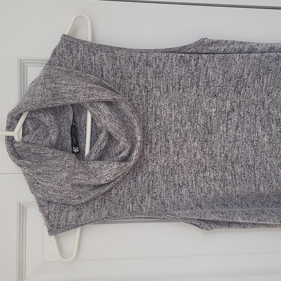 C'est moi sleeveless Tunic sz. M/L - Picture 2 of 6